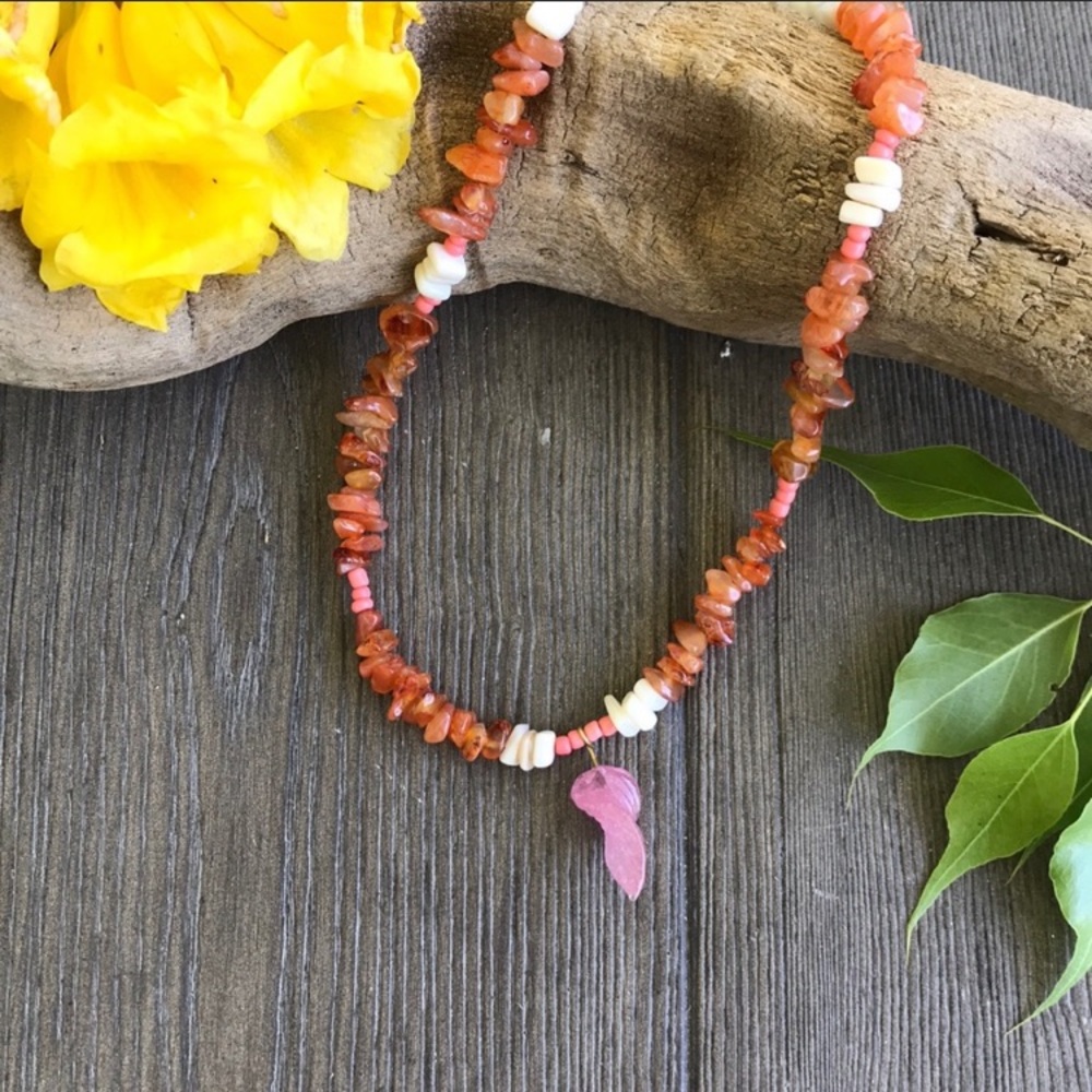 🌻Sweet Handmade Rock Necklace🌻